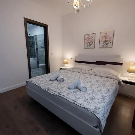 Tonitza Apartmanhotel